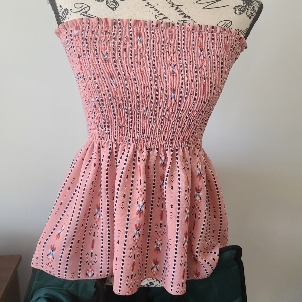 Miley & Molly halter top size small